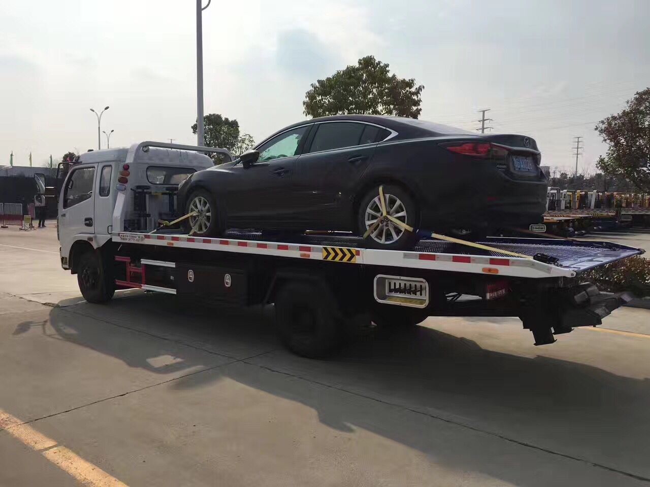 江淮駿鈴V5一拖二藍(lán)牌清障車