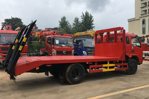 【國五】東風(fēng)福瑞卡平板車
