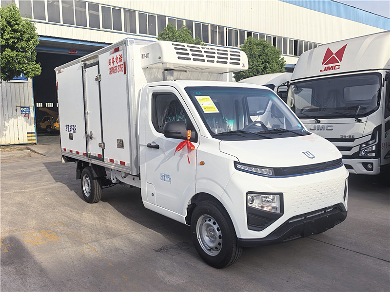 吉利 F1E純電冷藏車