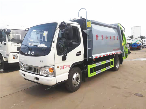 程力壓縮式垃圾車性能介紹，3噸5噸壓縮式垃圾車報(bào)價(jià)